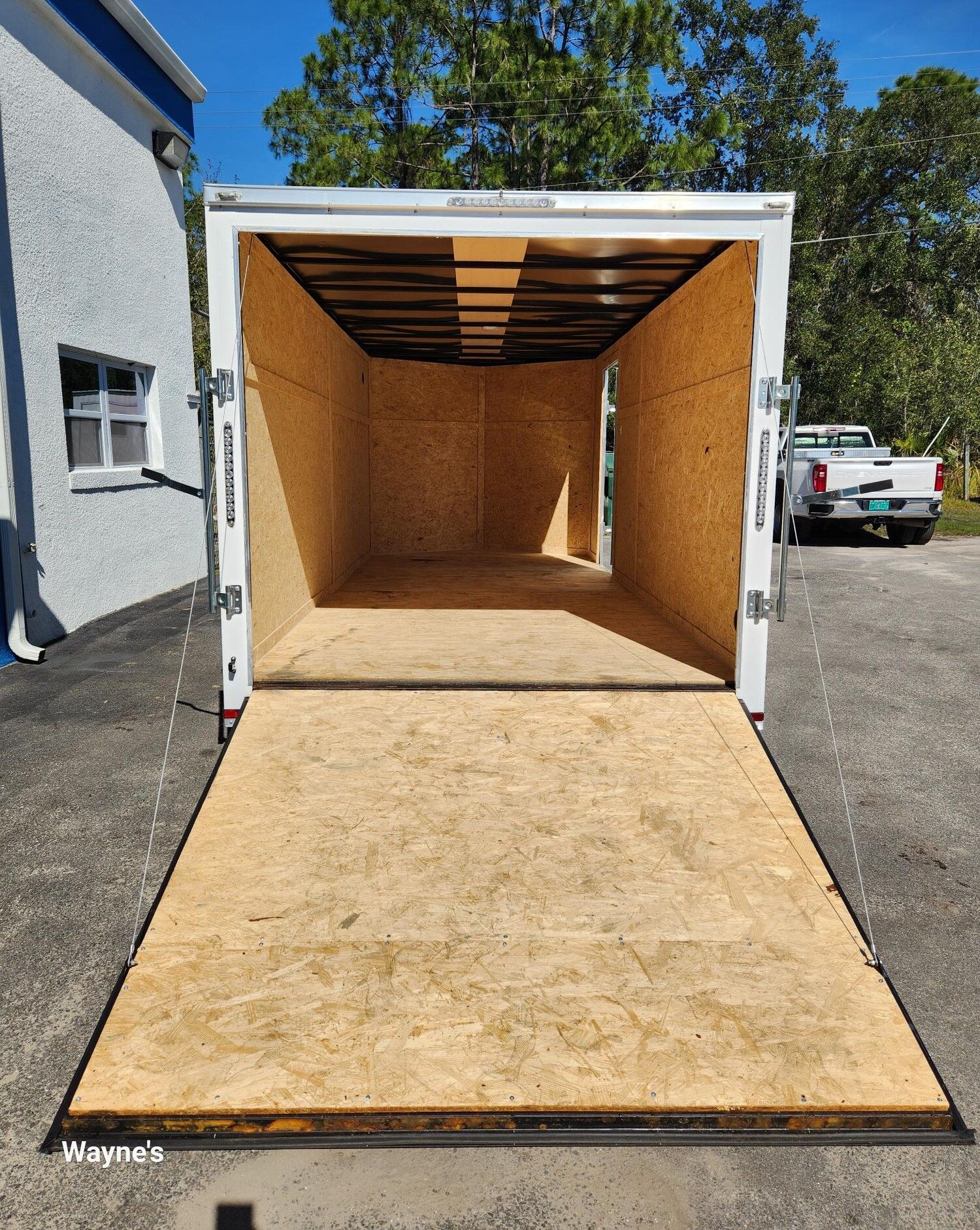 Lark Enclosed White Trailer 7 X 16 - Image 4