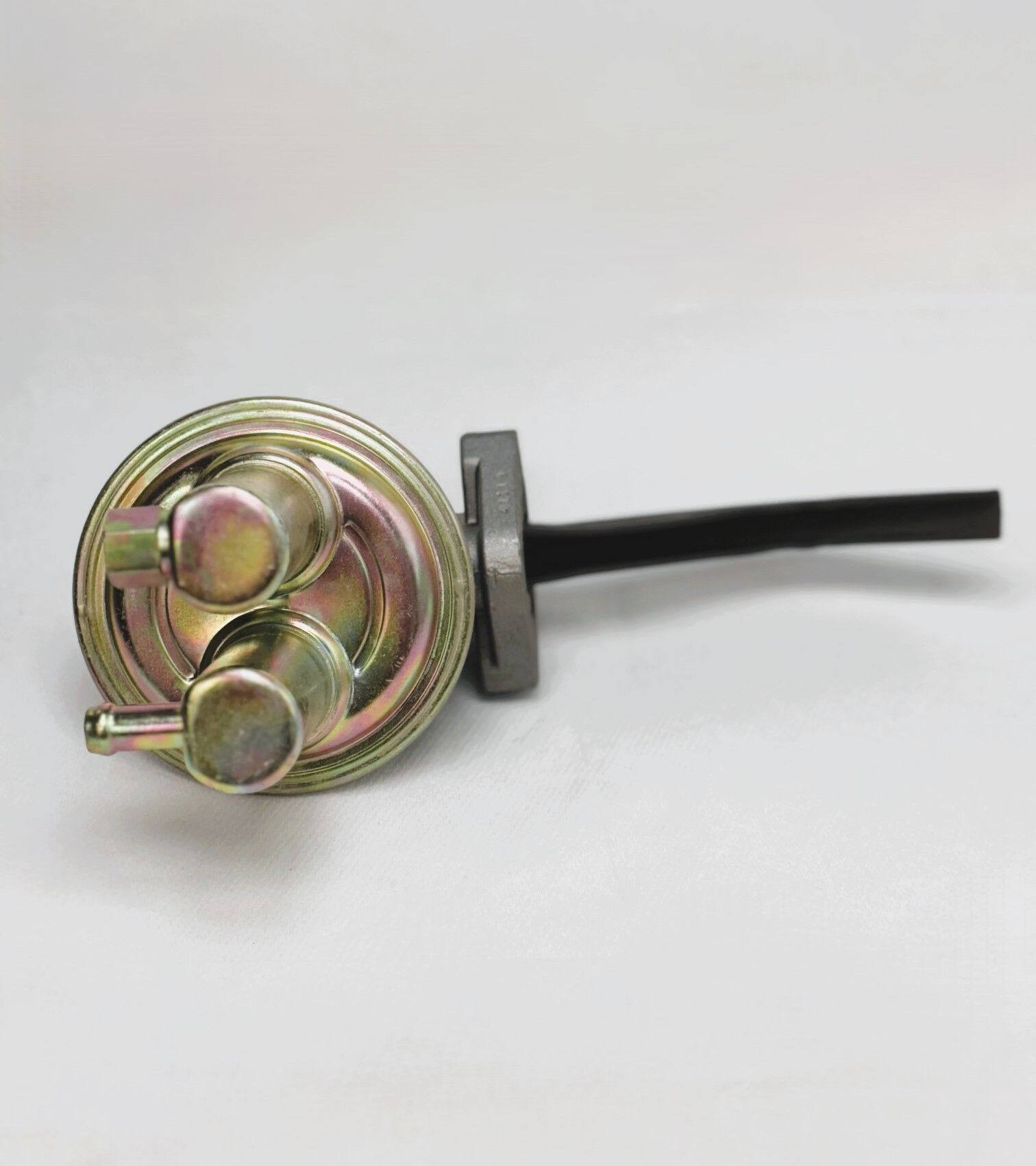 Mechanical Fuel Pump Carter M6588 - Image 2