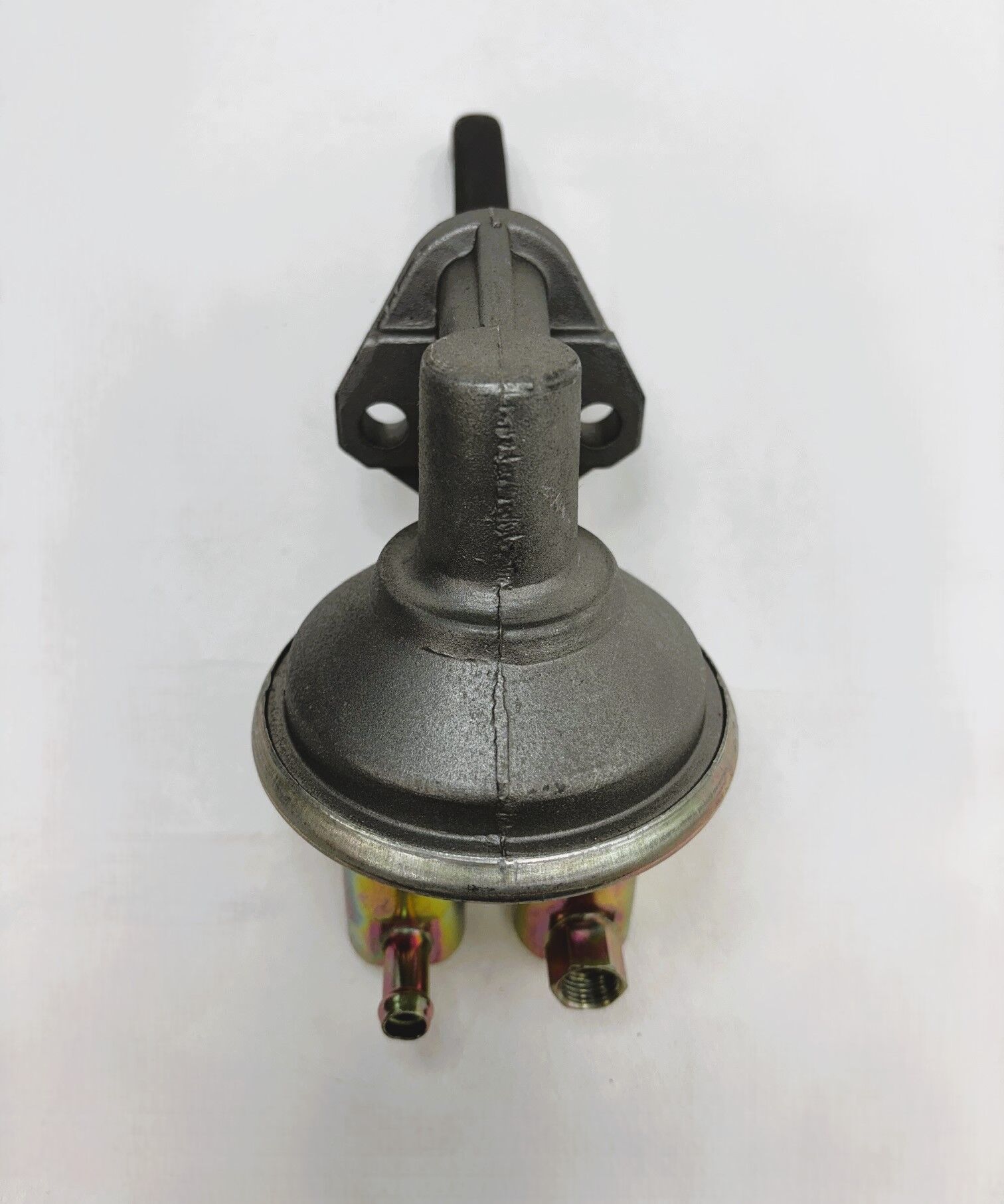 Mechanical Fuel Pump Carter M6588 - Image 3