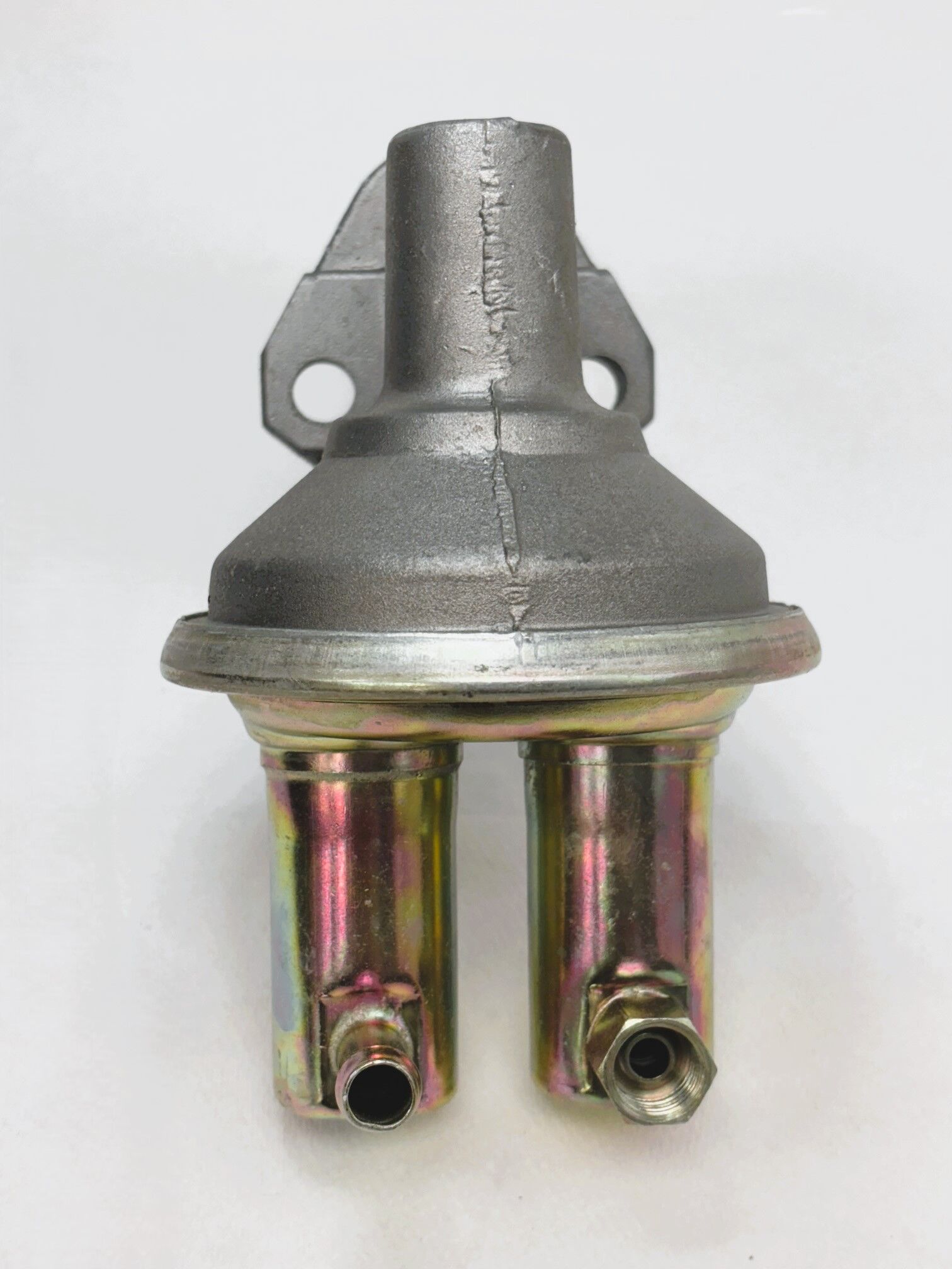 Mechanical Fuel Pump Carter M6588 - Image 4
