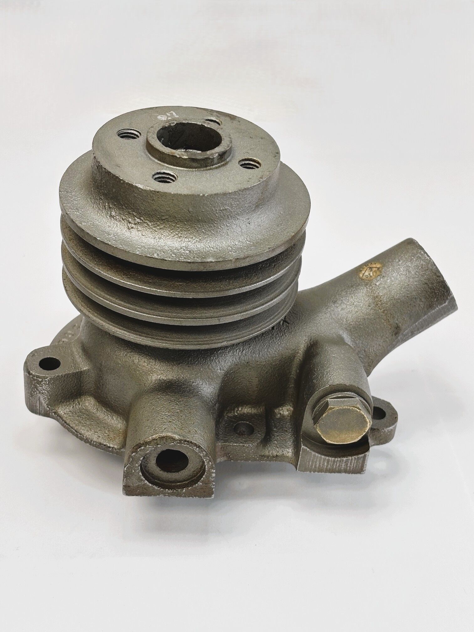 Remanufactured Water Pump K952714 - Image 2