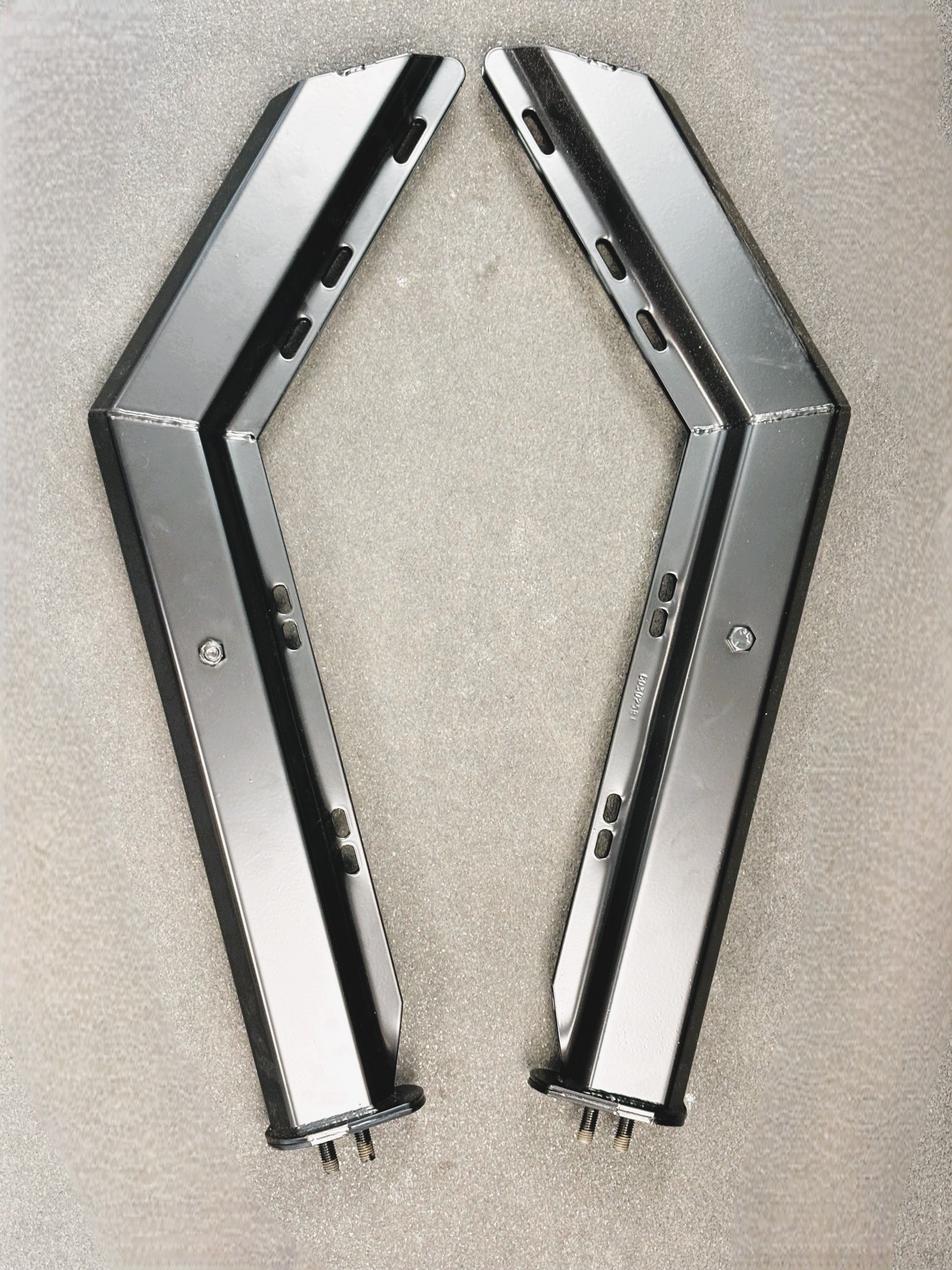 Angled Spring Loaded Type Mud Flap Hangers BettsHD B673025NTBK - Image 11