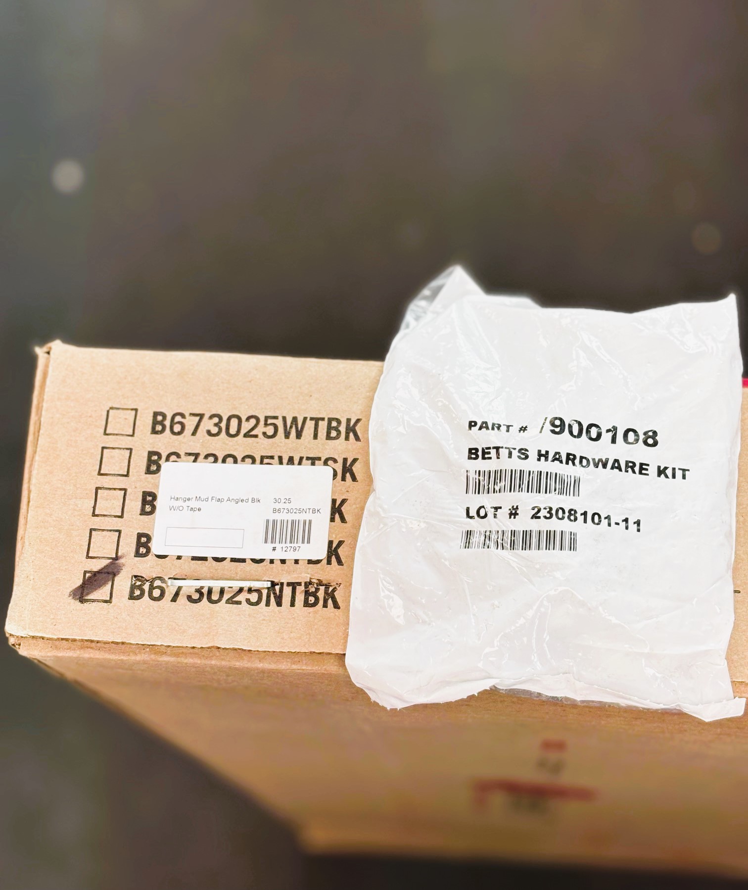 Angled Spring Loaded Type Mud Flap Hangers BettsHD B673025NTBK - Image 13