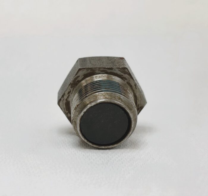 Threaded Plug Cummins 3055069 Sold By Each - Image 4