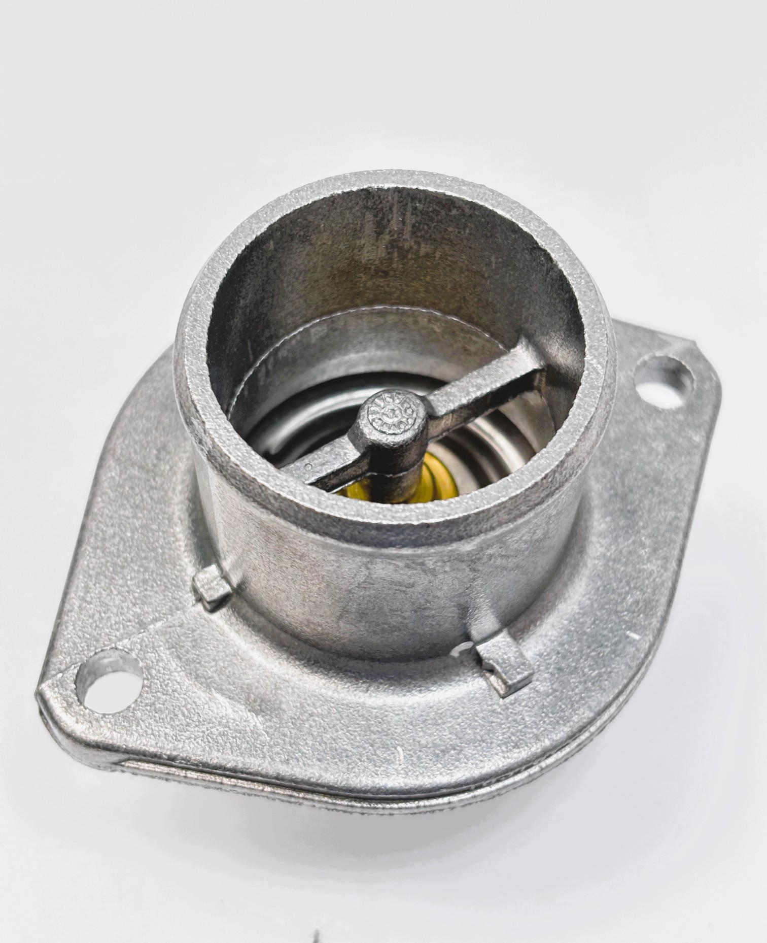 1837971C91 Thermostat Assembly 89 De Navistar International® - Image 2