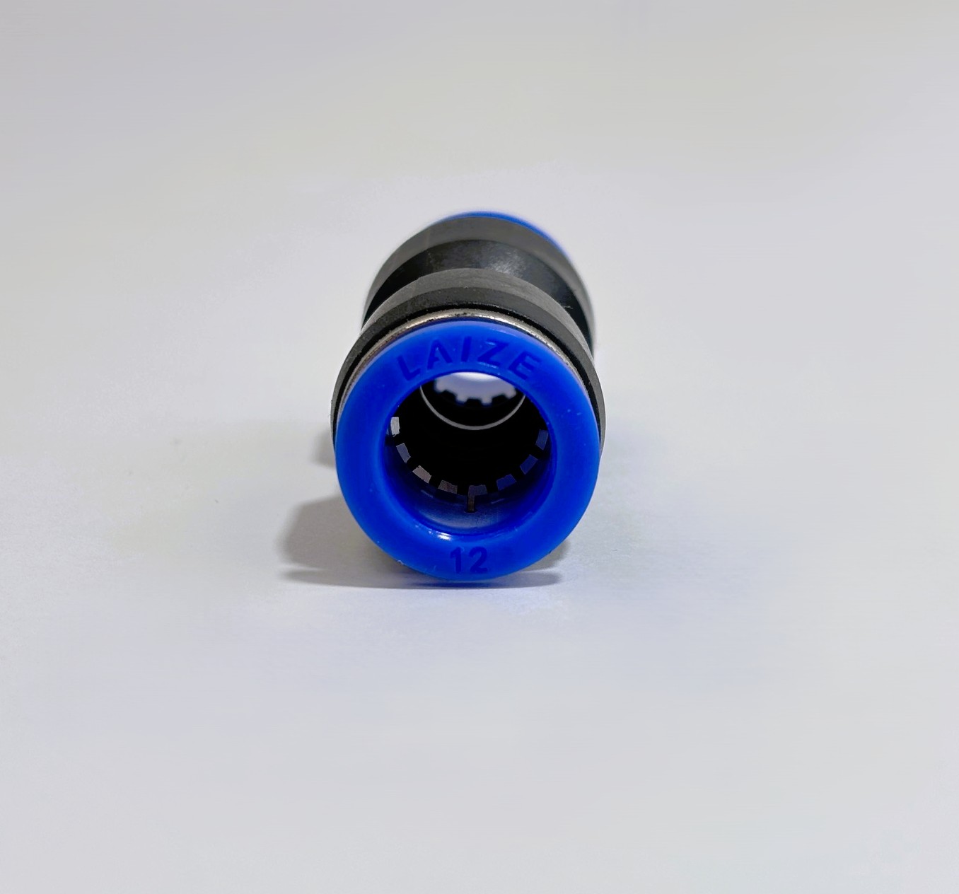 Pneumatic Fitting Push In Straight Reducer Connector 1/2" - Image 2