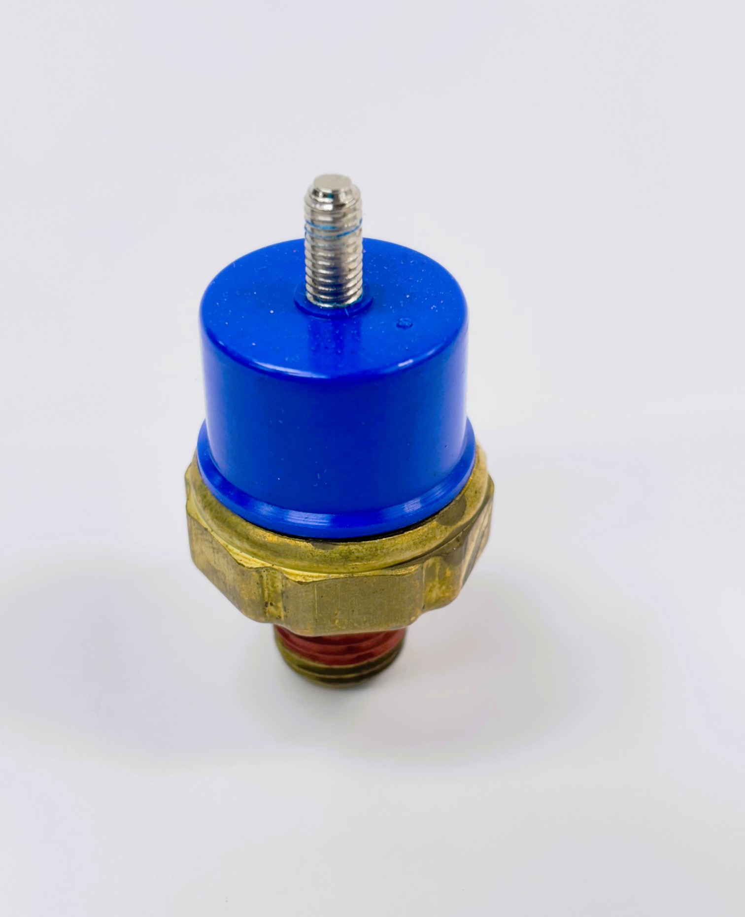PS240 1 Terminal Oil Pressure Switch Standard Motor Products - Image 3