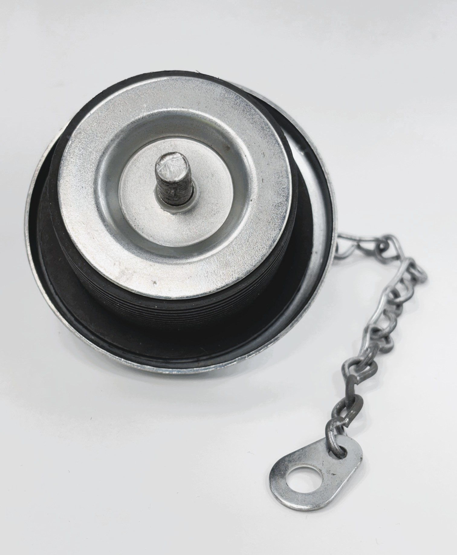 40855-10 2-3/8" Oil Filler Cap w/ 5" Chain Moeller-Tectran® - Image 6