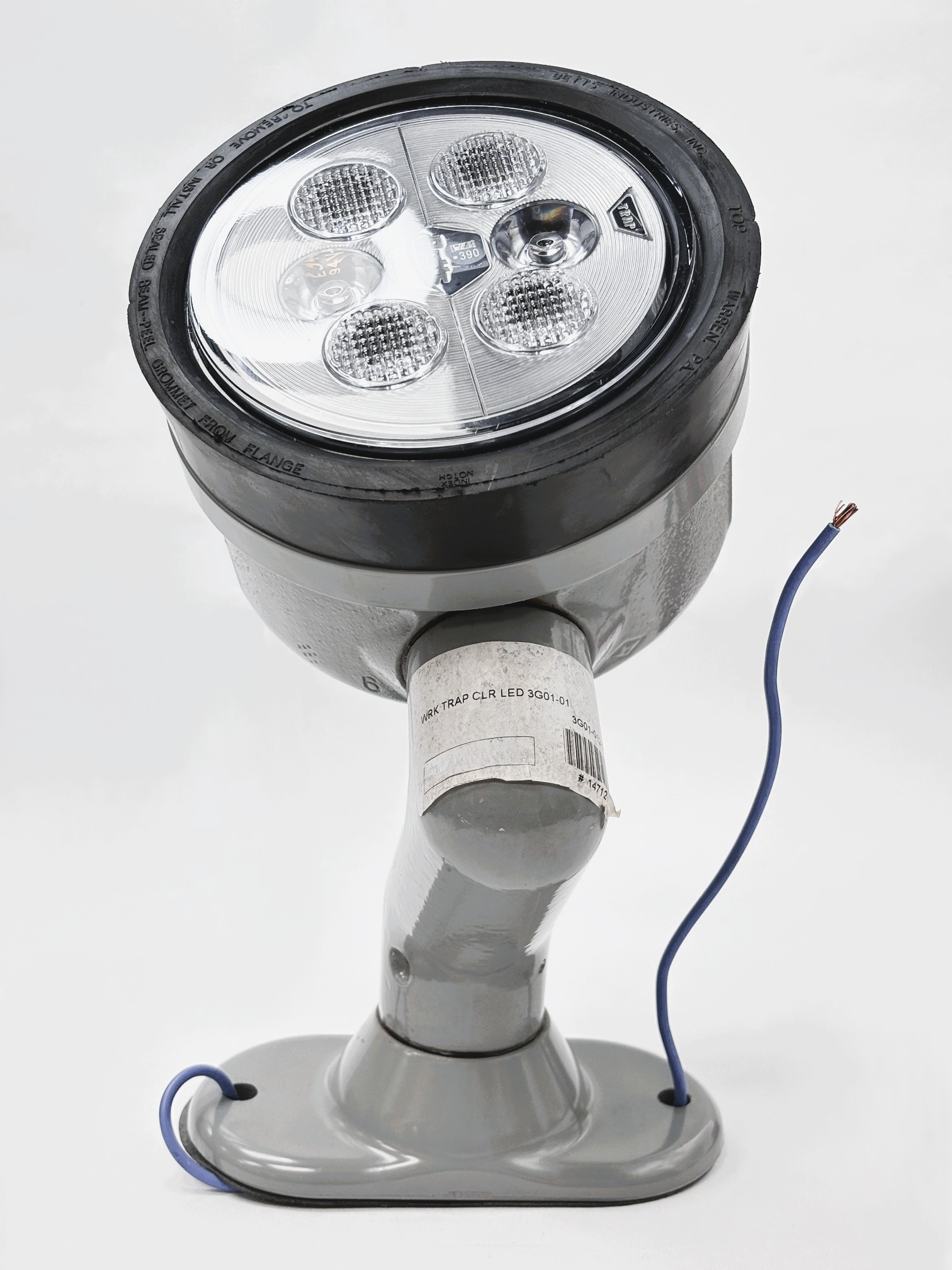 3G01-012-01S Trap Work Lamp With Switch Betts® - Image 7
