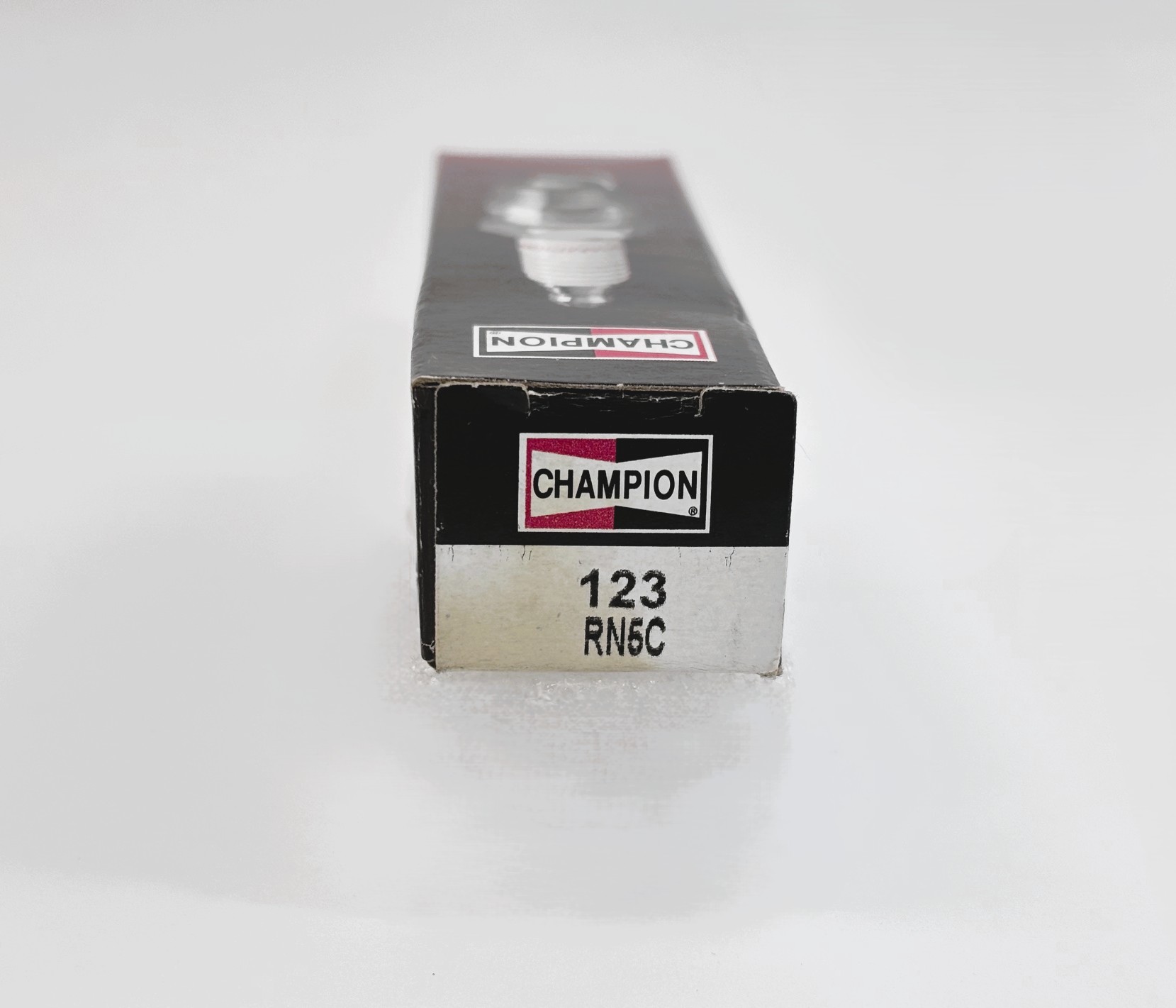 RN5C Spark Plug 123 Champion®